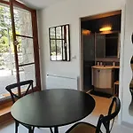 Bed & Breakfast Castell Rose 4*