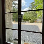 Castell Rose Bed & Breakfast 4*