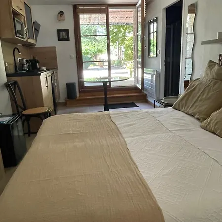 Castell Rose 4*